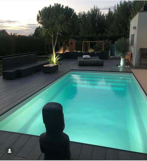 Willa Maison De Vacances Contemporaine Avec Piscine Vedène Zewnętrze zdjęcie