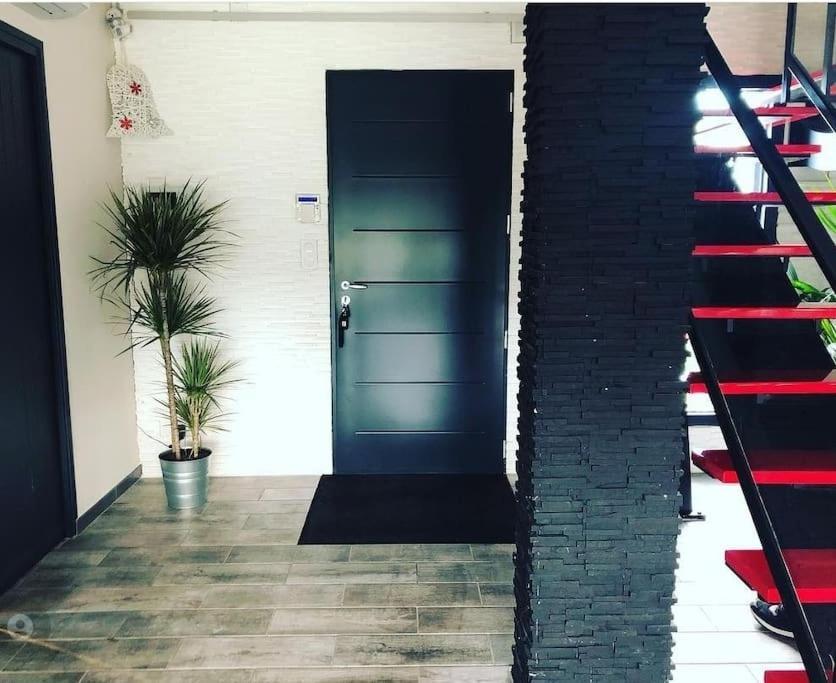 Willa Maison De Vacances Contemporaine Avec Piscine Vedène Zewnętrze zdjęcie
