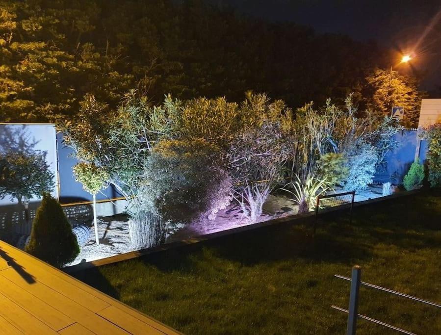 Willa Maison De Vacances Contemporaine Avec Piscine Vedène Zewnętrze zdjęcie