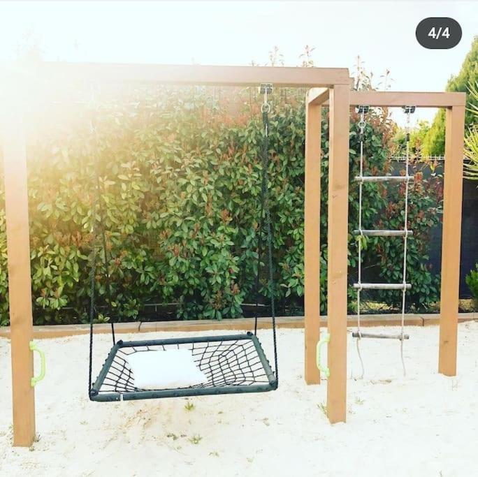 Willa Maison De Vacances Contemporaine Avec Piscine Vedène Zewnętrze zdjęcie